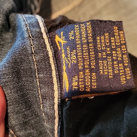 Plus Size Women's Jeans Size 24W - Picture 8 of 8